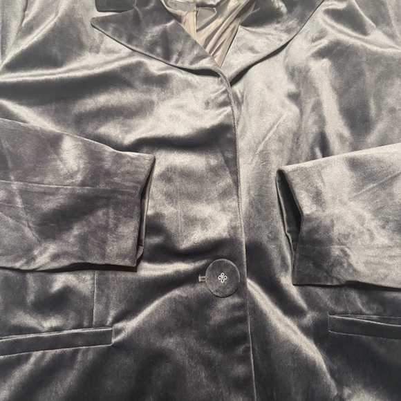 Dolce Cabo Charcoal Satin Jacket - Picture 4 of 9